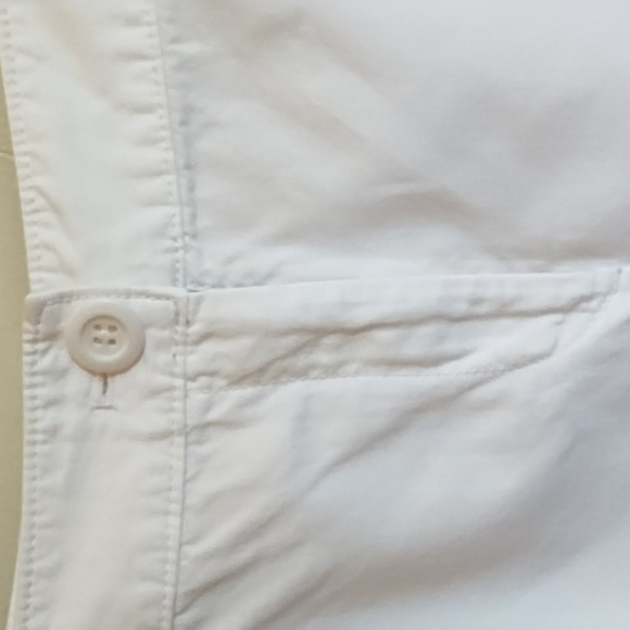 LOFT WOMEN'S SHORTS, SZ 16, PERFECT SHAPE, 100% COTTON, WHITE. - Picture 2 of 8